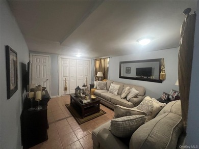 Legal 2 family house in excellent condition - built in 1985. It - photo 33