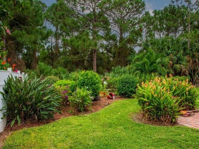 Indoor-outdoor living takes center stage in this well-maintained - photo 6
