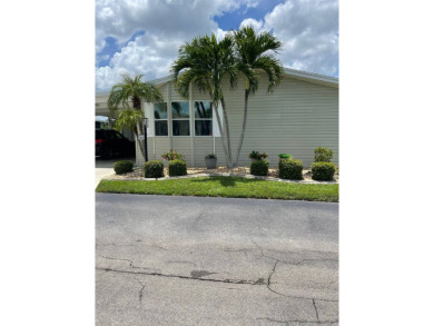 (private lake, pond, creek) Home For Sale in Punta Gorda Florida