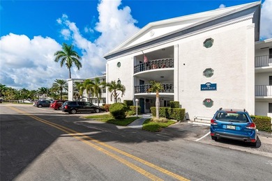 Golden Isles Lakes Area Condo Active Under Contract in Hallandale Beach Florida