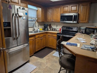 Renovation opportunity at 4079 Lake Marianna Drive. NO HOA, this - photo 6