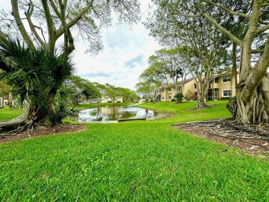 (private lake, pond, creek) Condo For Sale in Deerfield Beach Florida