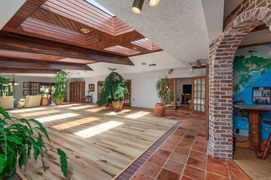 Stunning Mid-Century Modern Pueblo Home with White River - photo 15