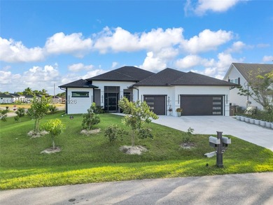 4,105 SQFT Home on Corner Lot! Centrally located just minutes - photo 2