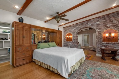 Stunning Mid-Century Modern Pueblo Home with White River - photo 27