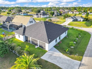 4,105 SQFT Home on Corner Lot! Centrally located just minutes - photo 9