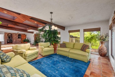 Stunning Mid-Century Modern Pueblo Home with White River - photo 32
