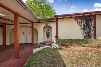Stunning Mid-Century Modern Pueblo Home with White River - photo 50