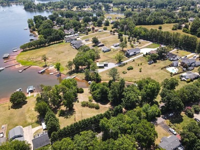 Additional listing photo 1