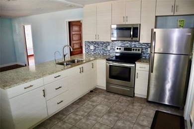 Motivated Seller - Incredible Multi-Family and Single Family - photo 4