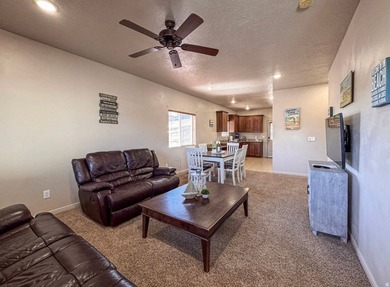 Welcome to your perfect Bear Lake getaway and investment - photo 5