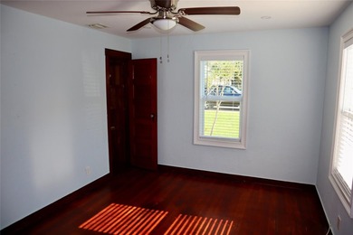Motivated Seller - Incredible Multi-Family and Single Family - photo 9