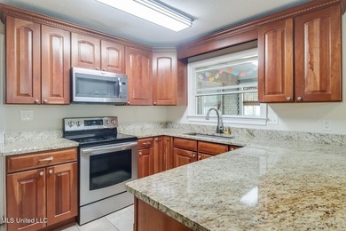 Assumable 2.75% VA mortgage + Bayou View Schools-- great rate - photo 5
