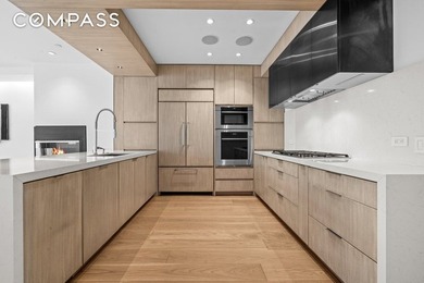 Welcome to this exceptional level of downtown living at 133 West - photo 4