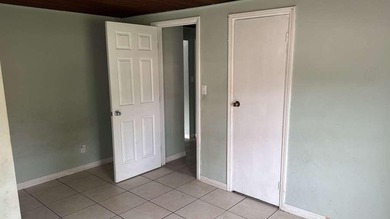 Excellent investment opportunity in Fort Pierce! This property - photo 12
