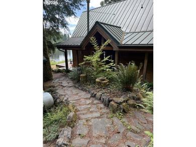 A Handcrafted Lakeside Haven Like No Other. This one-of-a-kind - photo 14