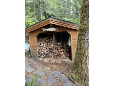 A Handcrafted Lakeside Haven Like No Other. This one-of-a-kind - photo 15