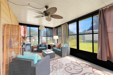 Welcome home to your Florida Retirement Lifestyle! This charming - photo 17