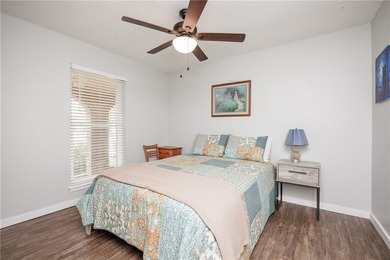 Charming and meticulously maintained four-bedroom home in the - photo 19