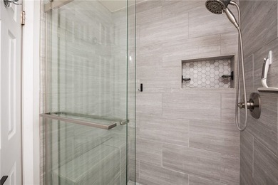 Charming and meticulously maintained four-bedroom home in the - photo 32