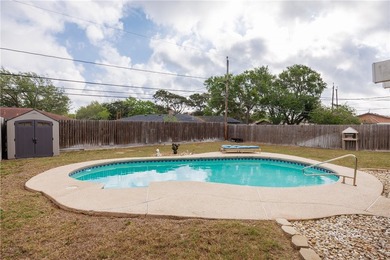 Charming and meticulously maintained four-bedroom home in the - photo 34