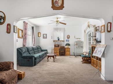 Improved price on this Bear Lake treasure. Timeless charm and - photo 10