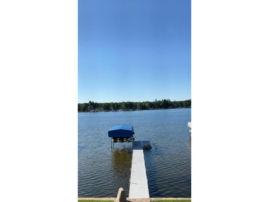Beautifully renovated and fully furnished Houghton Lakefront - photo 8
