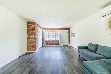 Welcome to this beautifully maintained single-family home - photo 7