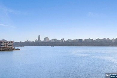 Spacious & upgraded home in the prestigious promenade. South