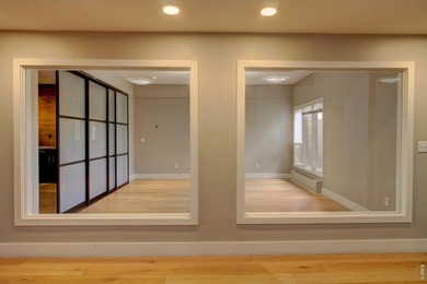 Medical / Professional Office Building for Sale in Serene - photo 19