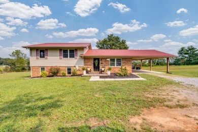 Center Hill Lake Home For Sale in Baxter Tennessee