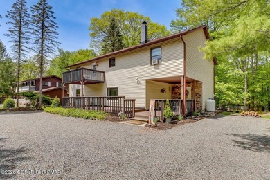 Pines Lake Home For Sale in Pocono Lake Pennsylvania