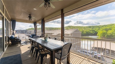 **TURNKEY!** Experience effortless lake living in this