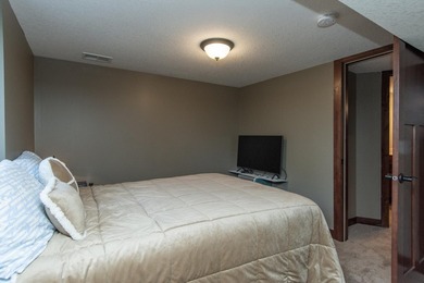 Gorgeous custom renovated *4-bedroom, 2-bath lake home on the - photo 20