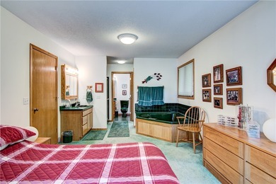 Beautiful Lower Tainter 4 BR / 2.5 Bath meticulously maintained - photo 22