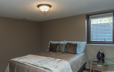 Gorgeous custom renovated *4-bedroom, 2-bath lake home on the - photo 22
