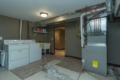 Gorgeous custom renovated *4-bedroom, 2-bath lake home on the - photo 29