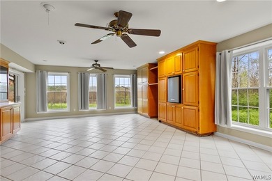 Waterfront opportunity on Lake Tuscaloosa! This 3-bedroom, 2 - photo 40