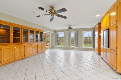Waterfront opportunity on Lake Tuscaloosa! This 3-bedroom, 2 - photo 41