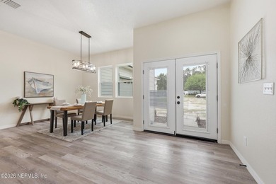 Welcome to refined country living in the prestigious - photo 4