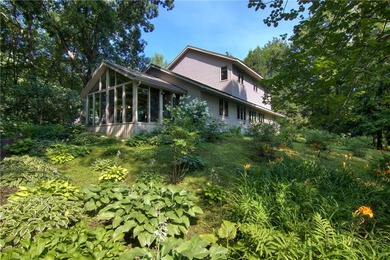 Beautiful Lower Tainter 4 BR / 2.5 Bath meticulously maintained - photo 57