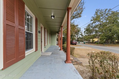 Welcome home to this beautifully renovated gem! Light-filled - photo 3