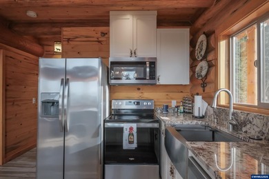 Accepted Offer with Contingencies. Resort-style retreat! Relax - photo 10