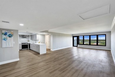 Fully renovated 2-bedroom, 2-bath condo in the Tower at Port - photo 4