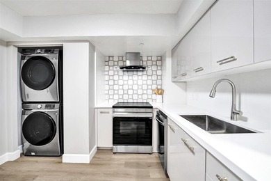 Fully renovated 2-bedroom, 2-bath condo in the Tower at Port - photo 10