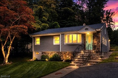Move right into this beautifully maintained and meticulously - photo 2