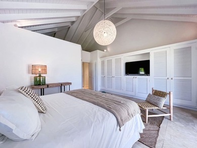 Experience refined Caribbean living in this magnificent villa - photo 11