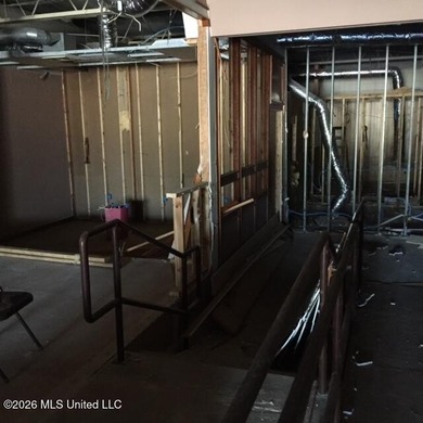 10,154sq ft gutted commercial building, ''X'' Flood Zone, and - photo 12