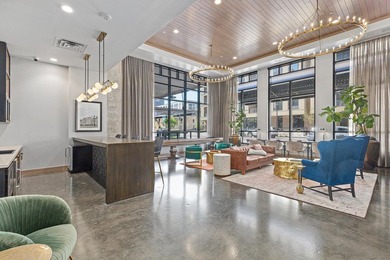 Situated in the vibrant and chic Mpls North Loop, this alcove - photo 12