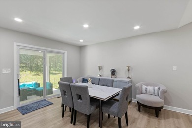 Welcome home to 1906 Lakeview Parkway, a like-new one level - photo 12